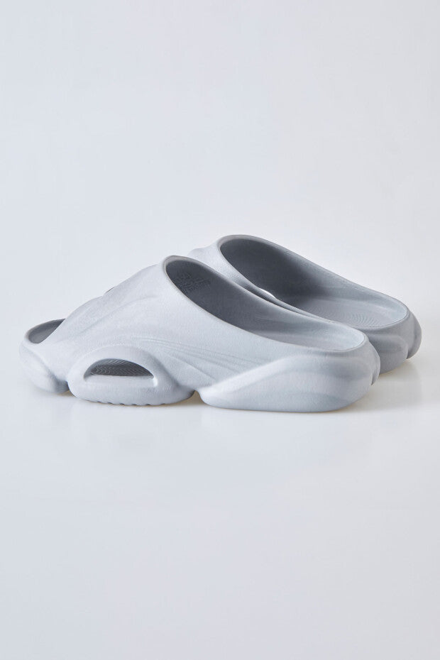 89303 High-Sole Strappy Men's Slippers