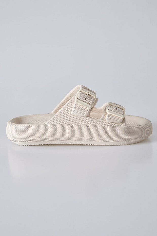 89302 High-Sole Double Buckled Men's Slippers